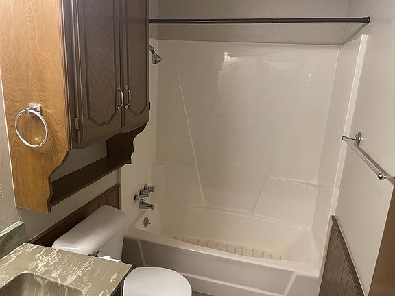 5th image of 1110 Summerton Pl #1