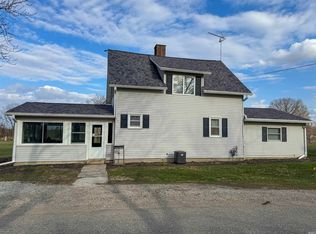 9489 3rd St, Geneva, IN 46740