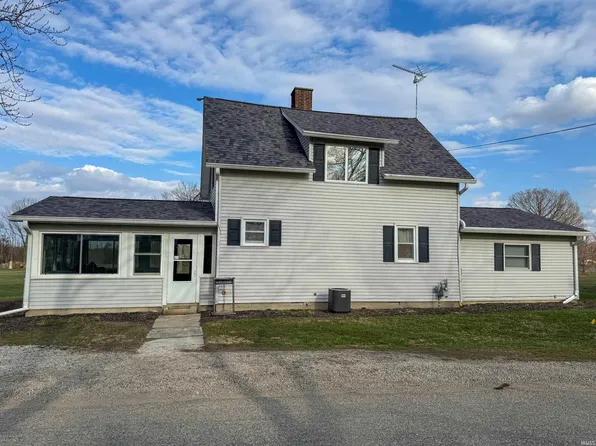 9489 3rd St, Geneva, IN 46740