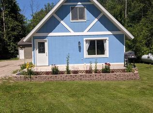 8076 Platte Rd, Beulah, MI 49617