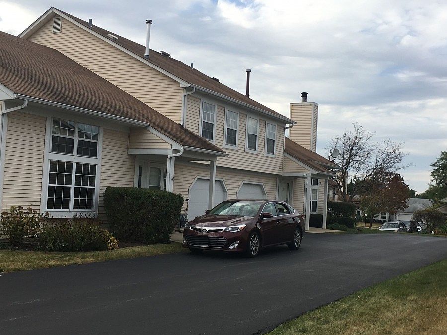 238 Whitewood Dr, Streamwood, IL 60107 Zillow