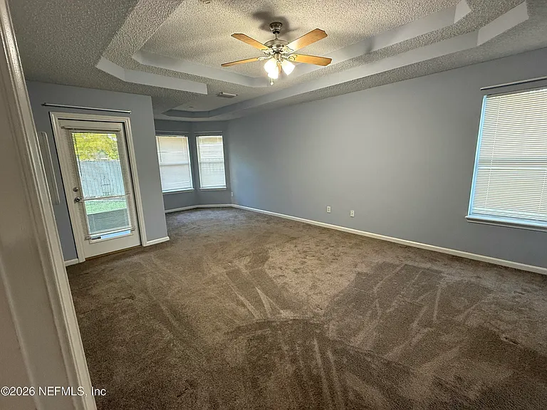 9339 Whisper Glen Dr — Photo 6