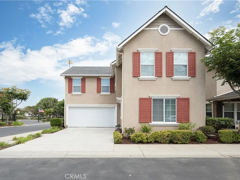 1425 Crown Cir — Photo 1
