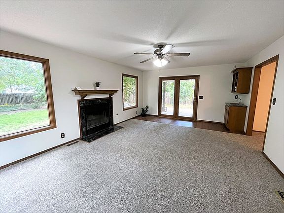5th image of 9130 W Suncrest St