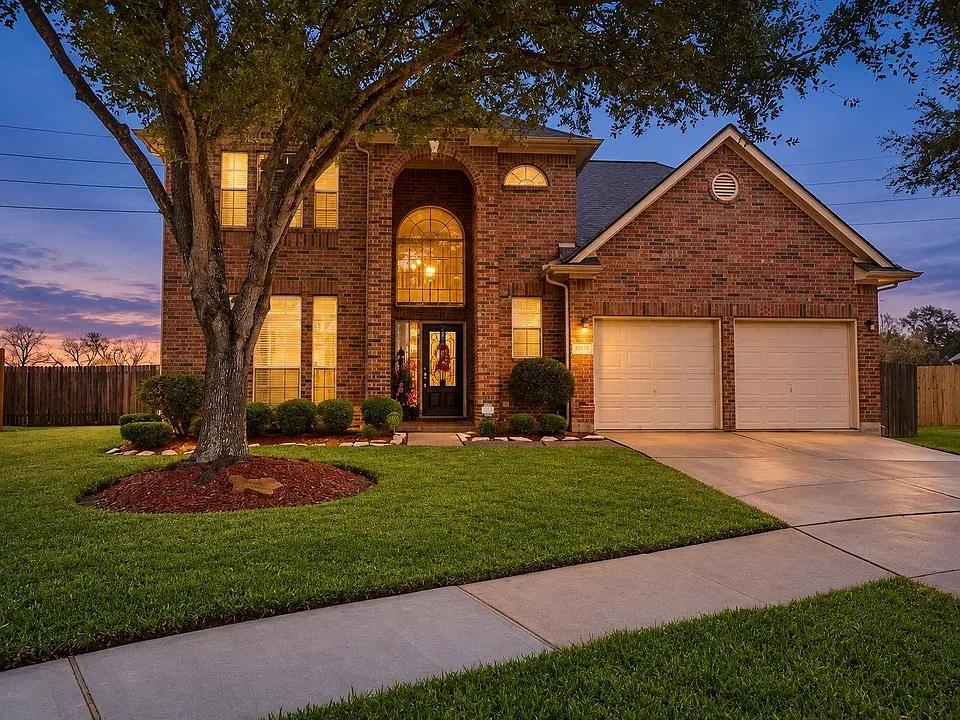 16531 Village View Trl