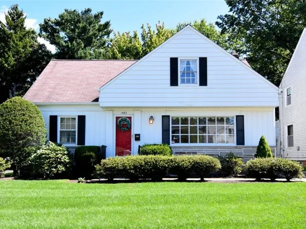 1663 Oakmount Rd, South Euclid, OH 44121