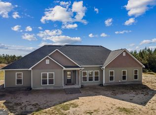 691 Oak Well Rd, Kingsland, GA 31548