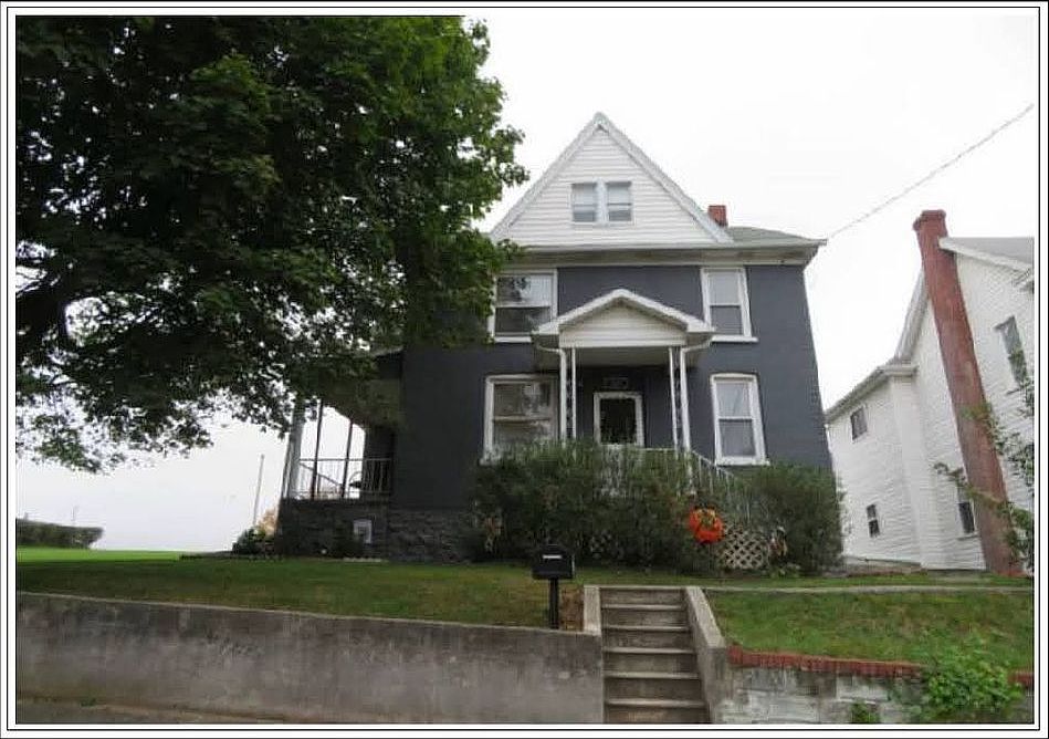 407 Maple St, Roaring Spring, PA 16673 Zillow