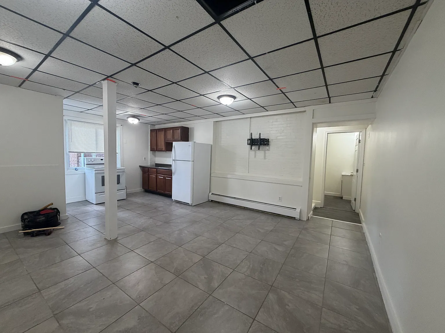 1 bed, 700 sqft, $1,550 — Photo 3