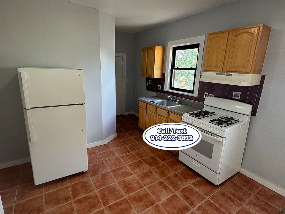 364B Ashburton Ave #2N
