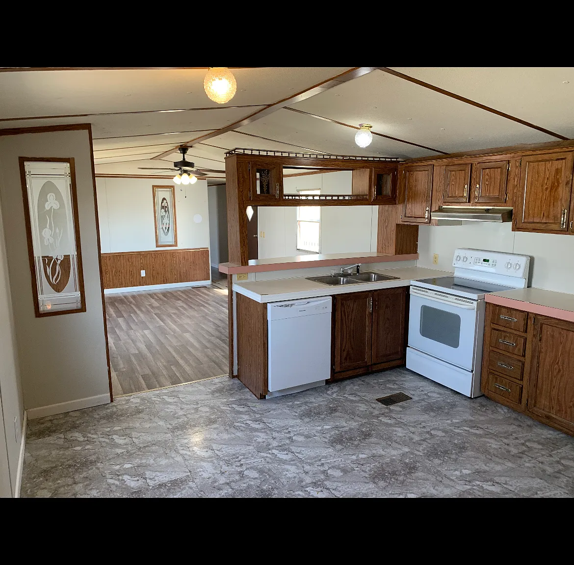Maple Ridge MHP — Photo 1