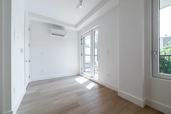 Rented by Key City Capital Inc | media 3