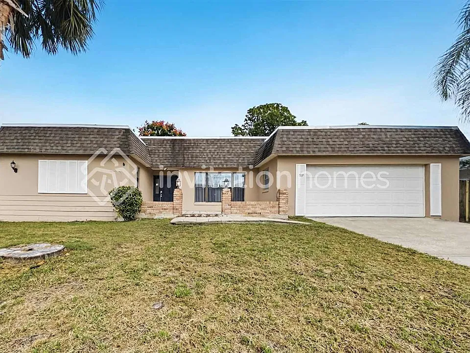 513 Applewood Ave