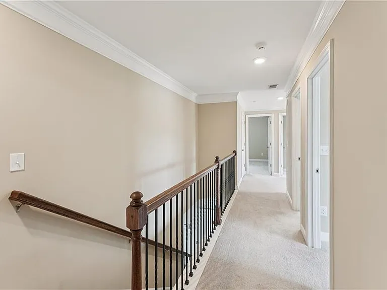 6370 Shiloh Woods Dr — Photo 33