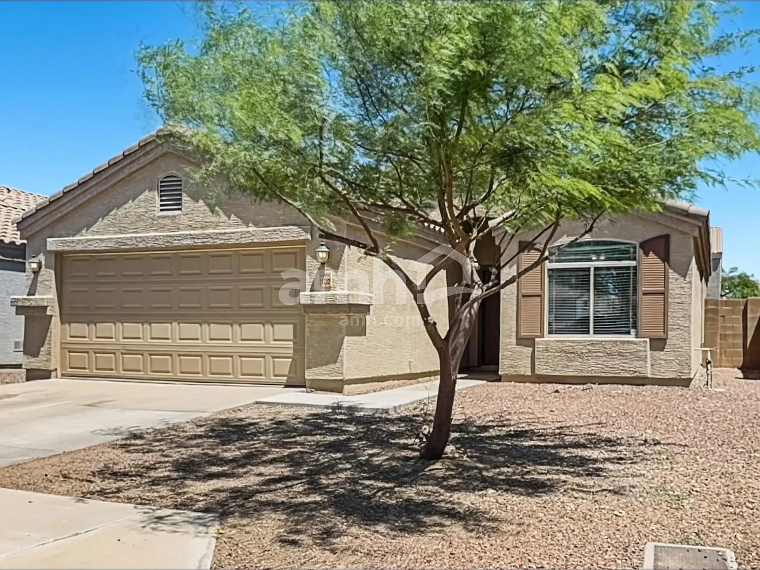 3 bed, 2.0 bath, 1308 sqft, $1,870 — Photo 2
