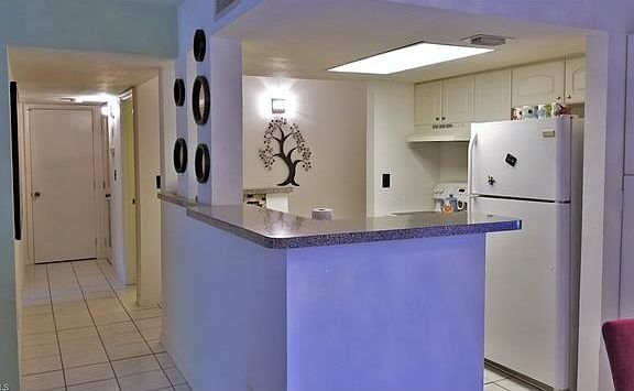5th image of 2366 E Mall Dr APT 205