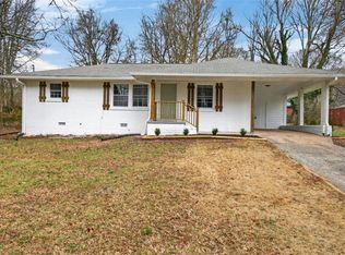 926 Green Valley Rd SW, Mableton, GA 30126