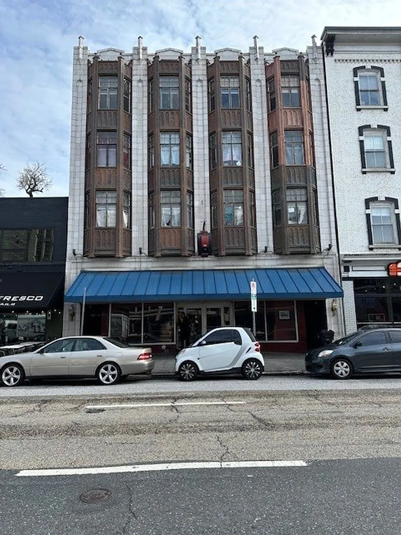 4th Floor 1 Bedroom 1 Bathroom Apartment For Rent In Harrisburg School District — Photo 1