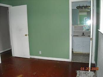 5th image of 8305 Wayland Ln