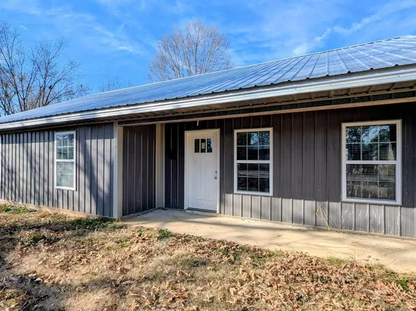 102 S Bernis St, Brookland, AR 72417