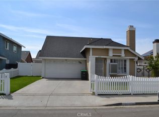 2020 Cherrytree Dr, Perris, CA 92571