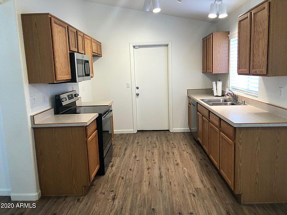 3rd image of 3122 N 130th Ave