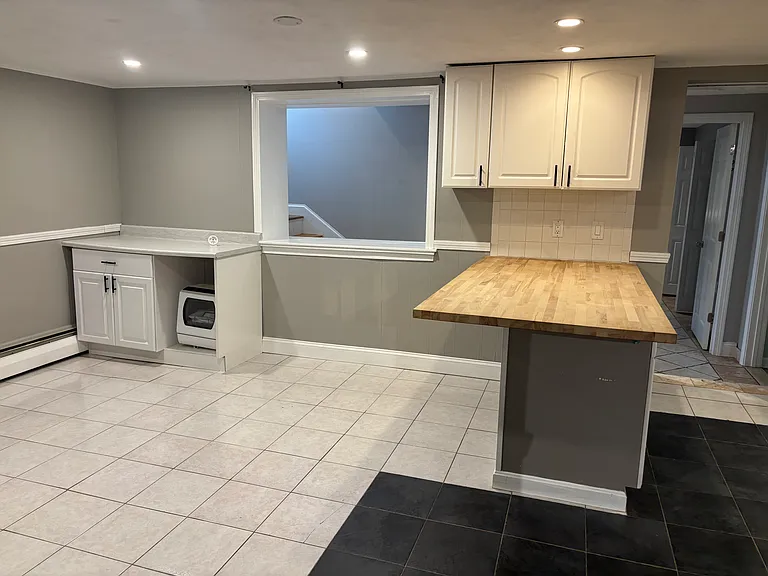 71 Leitha Dr — Photo 6