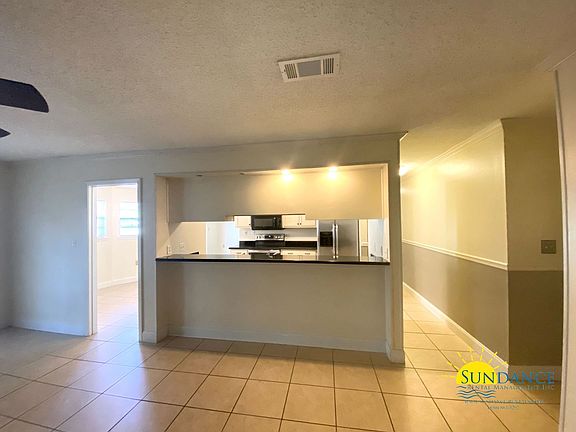 5th image of 5 Royal Palm Ct