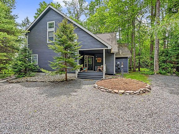 4th image of 120 Mooncreek Ln