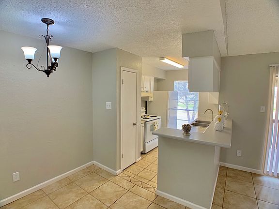 3rd image of 2301 N Pecos St APT 203