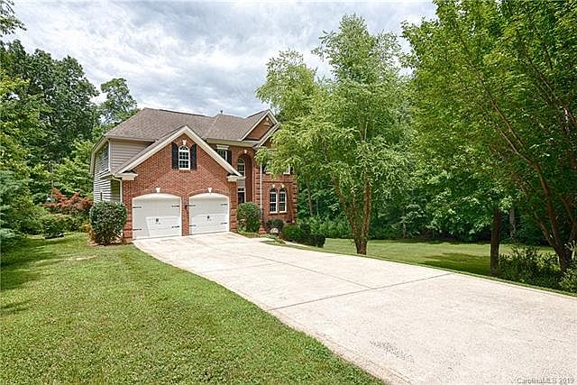 1st image of 114 High Hills Dr