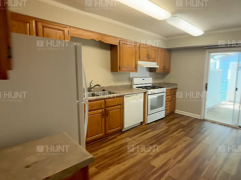 6065 Enterprise St — Photo 5