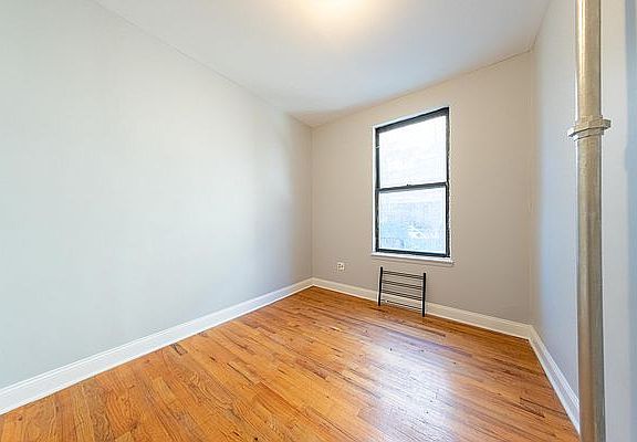 5th image of 3612 Broadway #2A