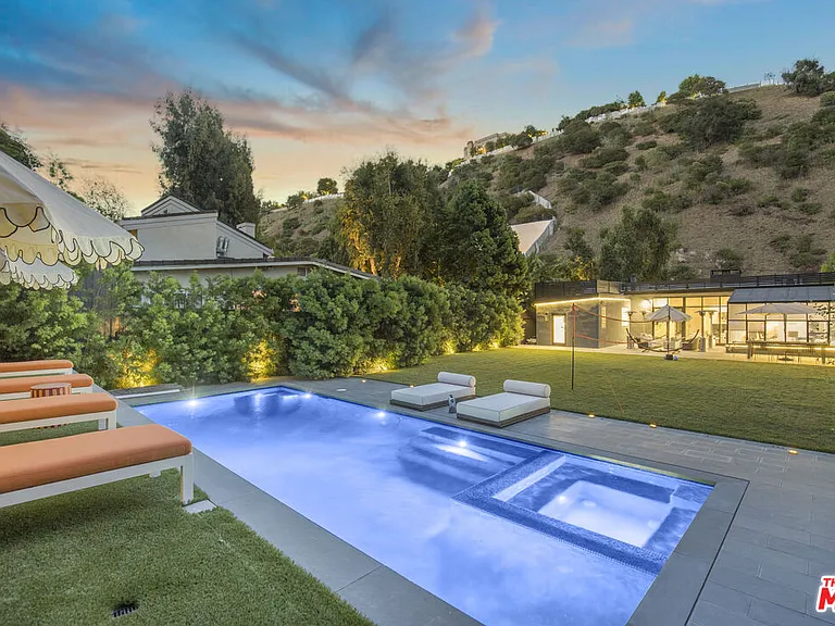 1833 Franklin Canyon Dr — Photo 28