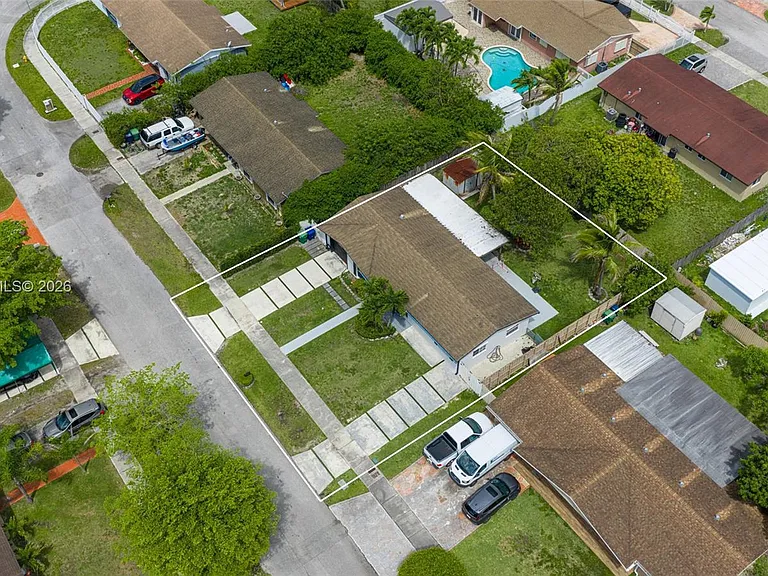 10741 SW 153rd St — Photo 39