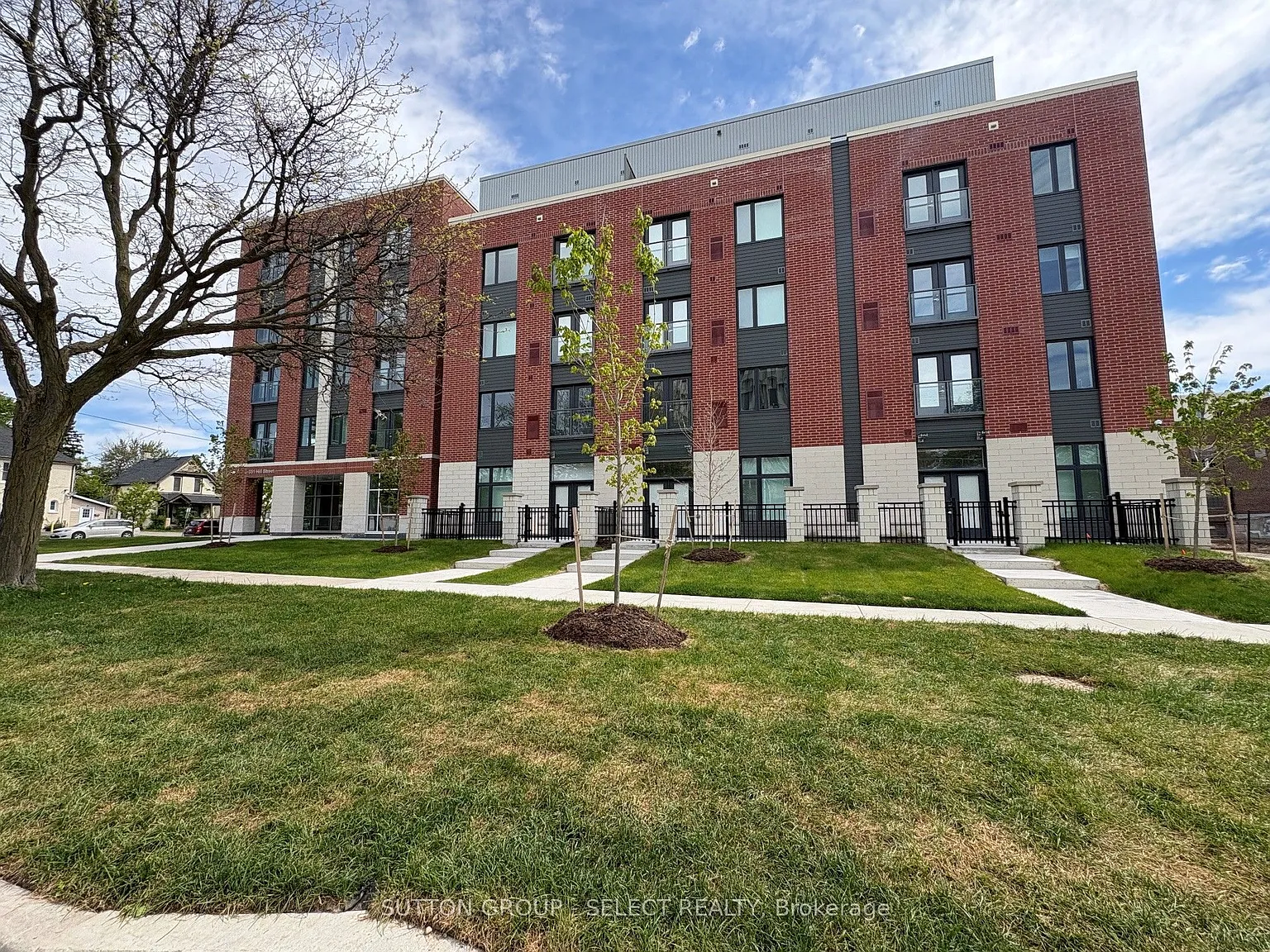Greg Playford Place — Photo 1