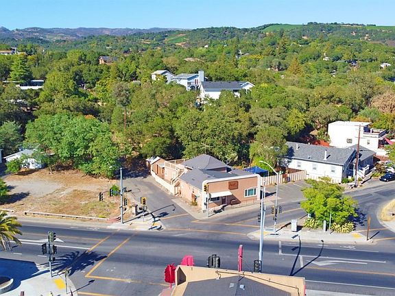 2nd image of 17 Mountain Ave