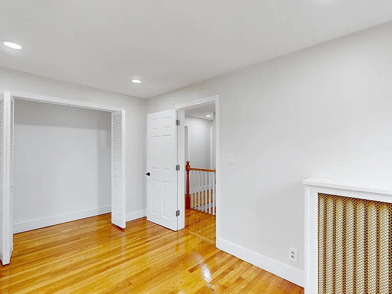 22 Baldwin St — Photo 15