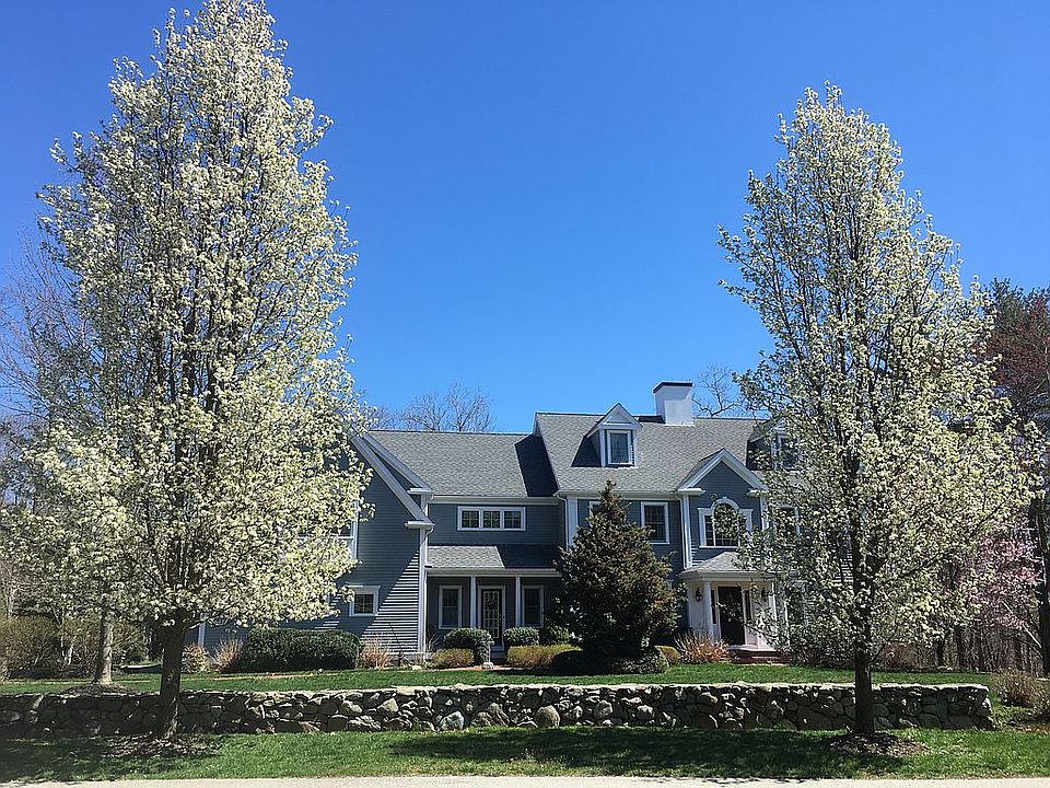 2nd image of 40 Tara Dr