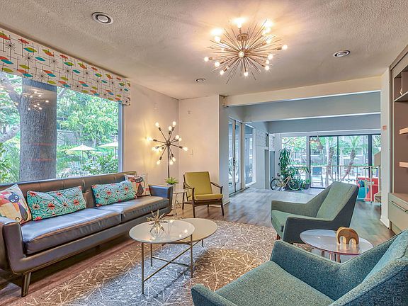 3rd image of 3205 Los Feliz Blvd #8310