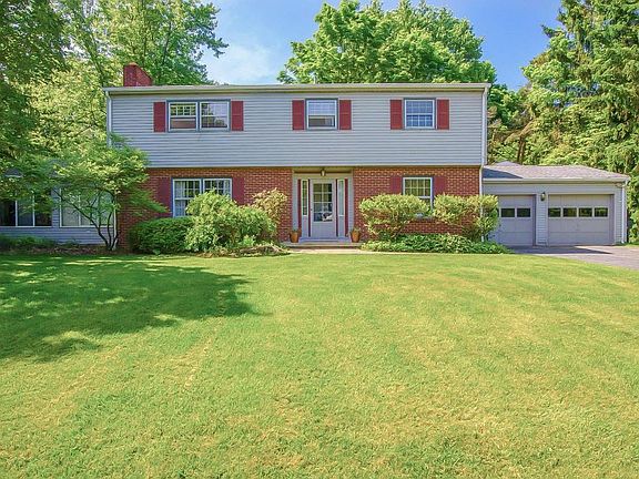 2nd image of 140 Spring Valley Dr