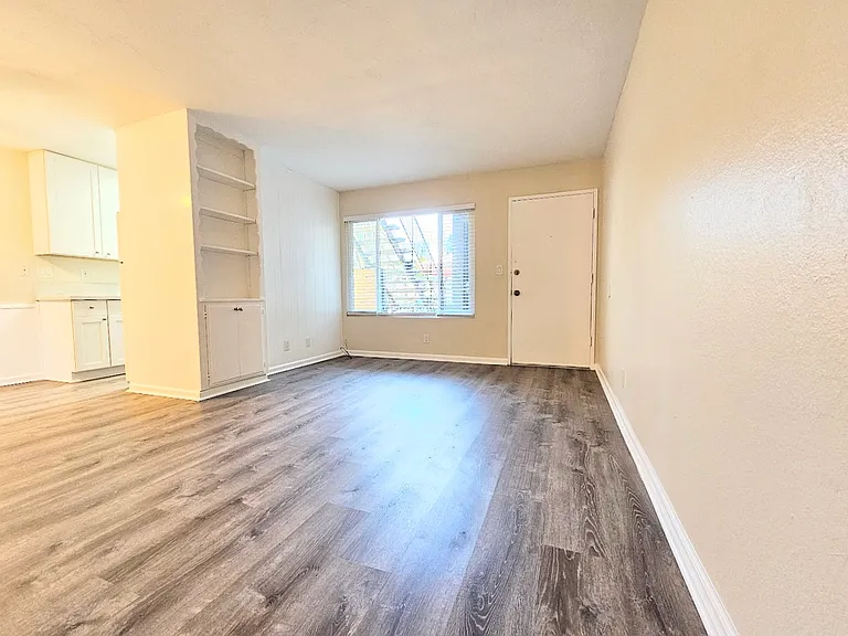 4919 Narragansett Ave #1 — Photo 3