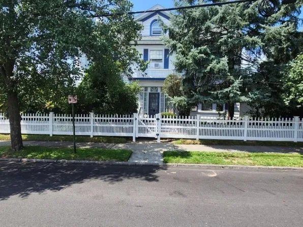 315-317 18Th Ave, Paterson City, NJ 07504