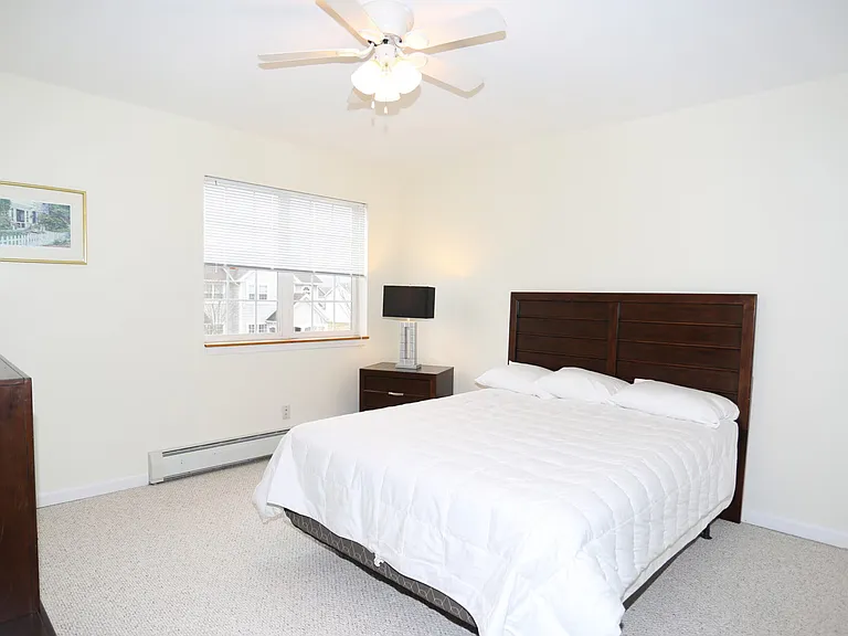 Bottchers Landing Apartments — Photo 8