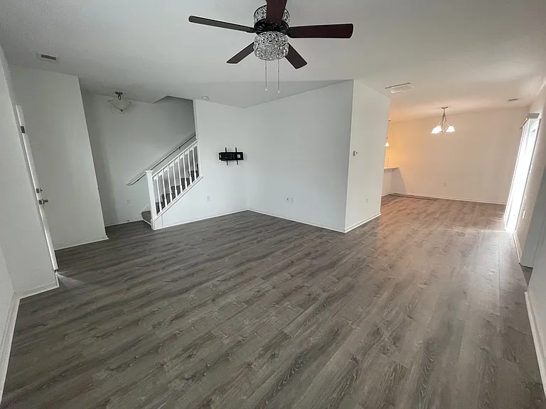 4024 Trenwith Ln — Photo 24
