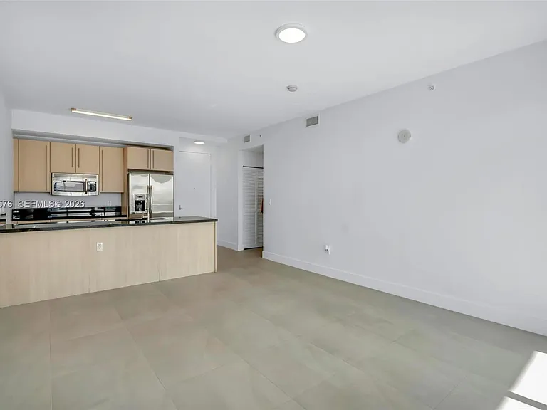 79 SW 12th St #2302 — Photo 11