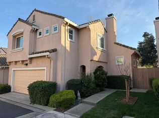 7 Naples Ct, Sacramento, CA
