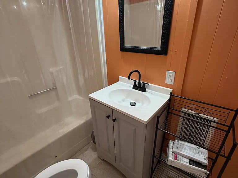 1220 Jackson St SE #2 — Photo 3