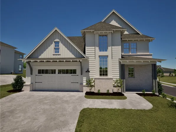 202 Firefly Ln, Opelika, AL 36804