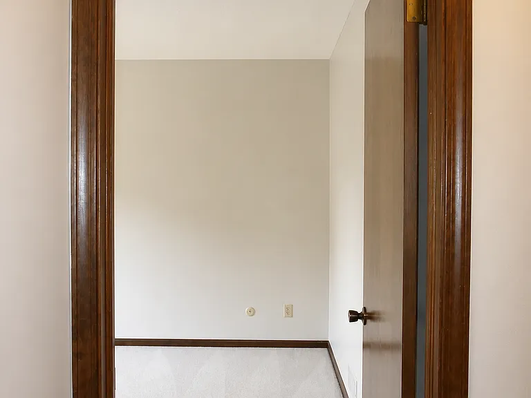 1702 Maynard Dr — Photo 7
